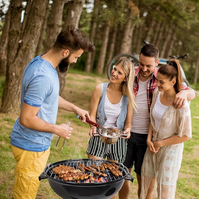 Charcoal Grill Ā©
