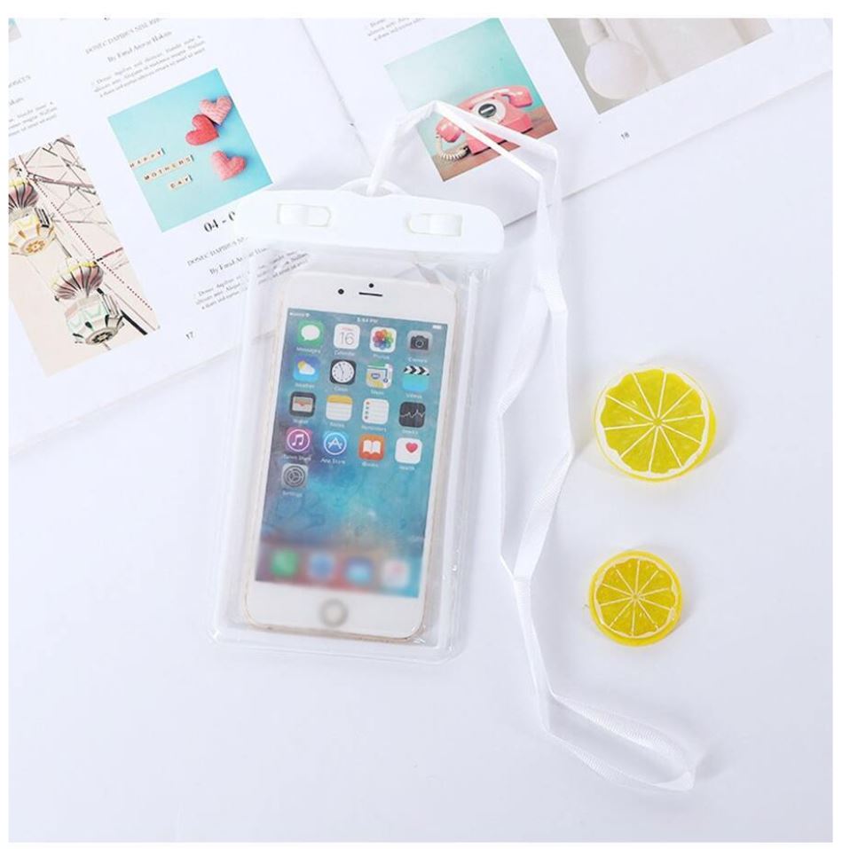 Universal Waterproof Phone Cover – Touchscreen Pouch with Secure Seal & Lanyard