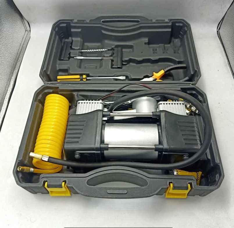 High-Performance Car Air Pump with Emergency Light & Tire Pressure Monitoring