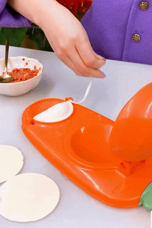 2-in-1 Dumpling Maker – Press & Seal Kitchen Tool