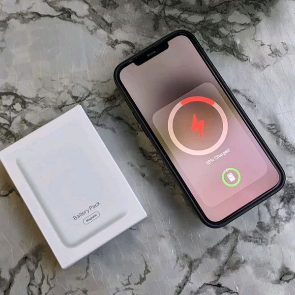10000mAh MagSafe Wireless Power Bank – Strong Magnetic Grip for iPhone 12 to 15 Series - Infinitygallery.store