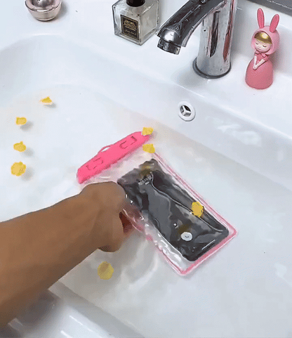 Universal Waterproof Phone Cover – Touchscreen Pouch with Secure Seal & Lanyard