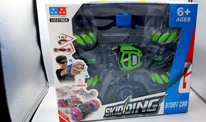 Hand Gesture RC Stunt Car – 360° Flips, Spins & Gesture Control - UAE.
